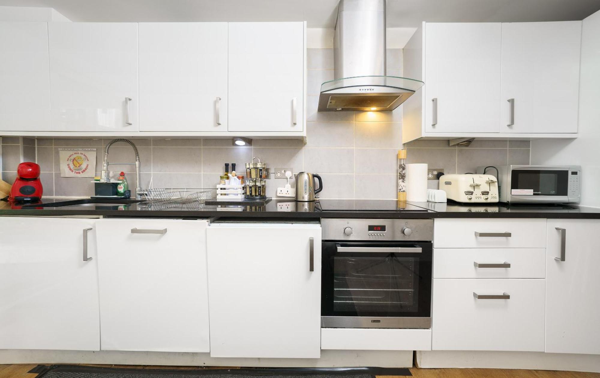 Modern 3 Bed 2 Bath Apartment Hyde Park London Exterior photo