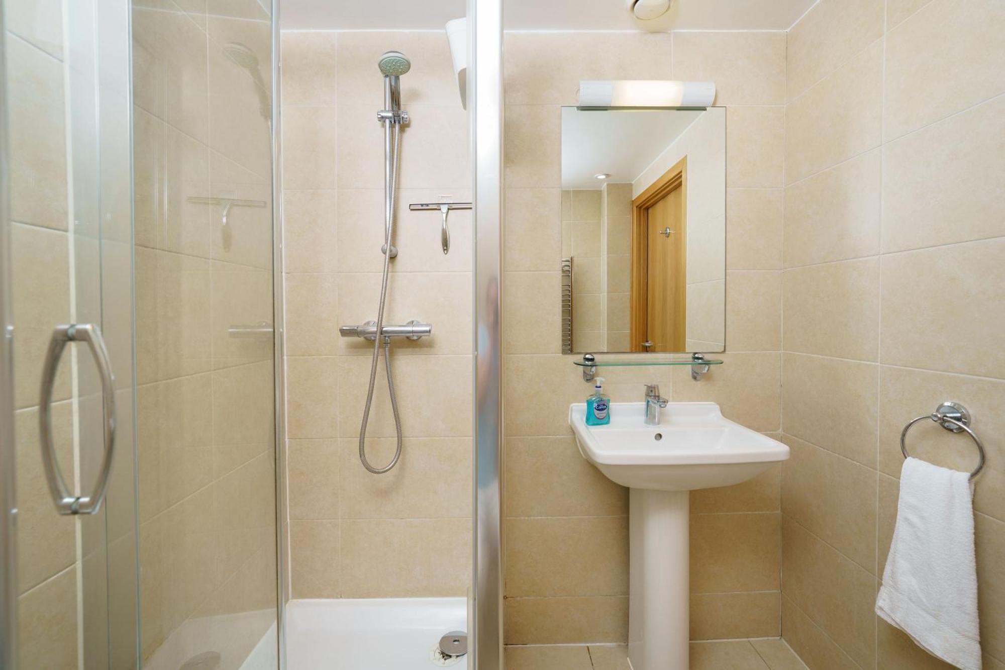 Modern 3 Bed 2 Bath Apartment Hyde Park London Exterior photo